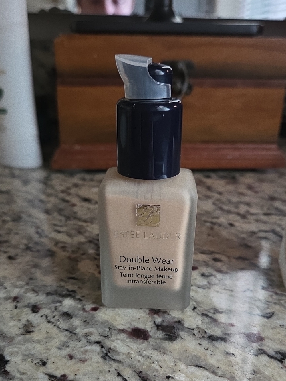 1NO Porcelain [Original] Double Wear Stay-in-Place Foundation | Estée Lauder
